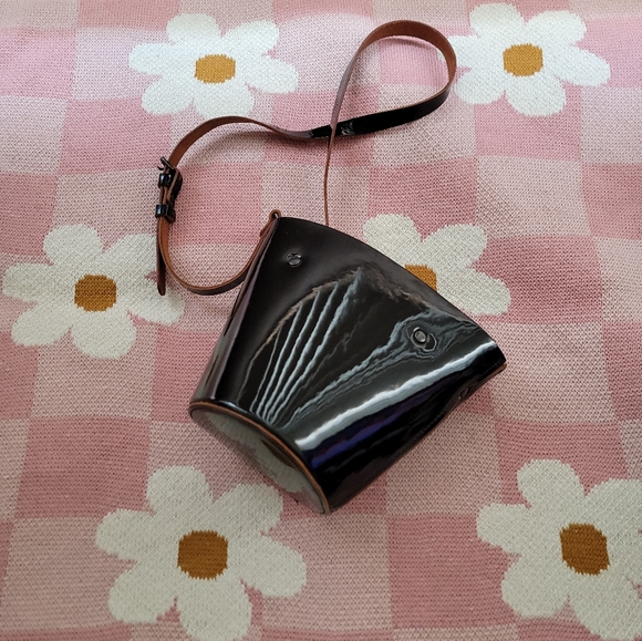 Nana Nana Trash Sling Purse (small) - Picture 5 of 6